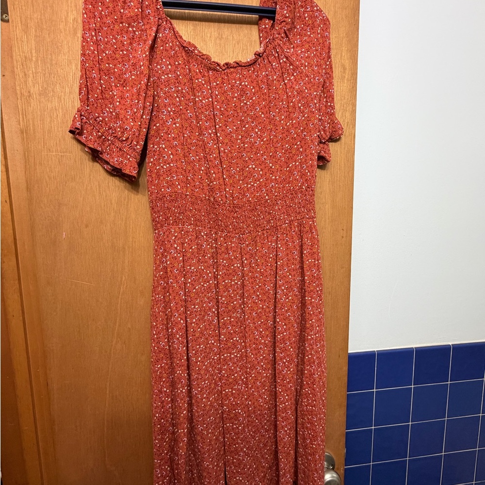 Luxology Red Floral Midi Dress - Picture 2 of 2